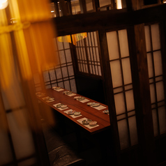 全席扉付き完全個室　3時間飲み放題　直送鮮魚×和牛すき焼き　ギントロ湯島店の写真