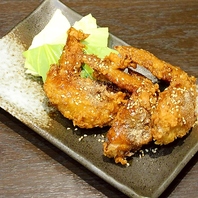 刺身と鶏料理で味わう職人技と素材の融合