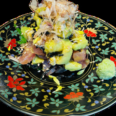 マグロとアボカドの塩昆布和え
