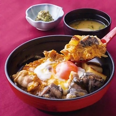 飛来幸地鶏卵の親子丼