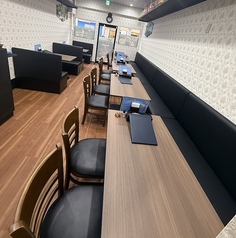 ネパール料理　ODHAN（オダン）　十三店の雰囲気3