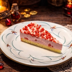 あまおう苺クッキー&クリームケーキ