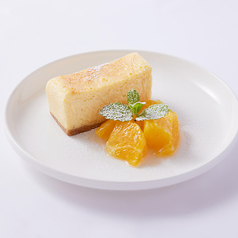 濃厚チーズケーキと季節の果実