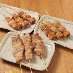 ※串は1本からご注文出来て、全串【しお】【タレ】できま~す!