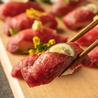 話題の肉寿司食べ放題