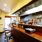 カウンター席はお１人様から気楽にご来店ください～