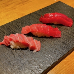 特選本マグロ握り3種