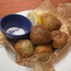 イタリアの揚げパン海苔たっぷりゼッポリーネ