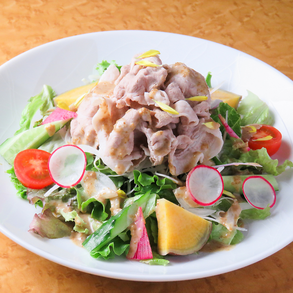 板前が一品一品丁寧に仕上げた「美味しいお料理」と「厳選日本酒」で乾杯♪