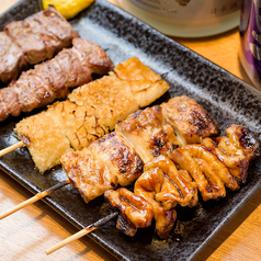 備長炭で焼き上げる【上州豚のもつ焼き】