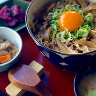 【ご家族やご友人と◎】豪華牛めし・お重ランチ♪