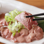 隠れた逸品！鶏レバーを、低温調理の刺しや焼き鳥で◎