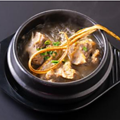 〈おすすめチゲ料理〉牛テールスープ 