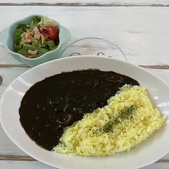 烏賊スミカレー(イカメンチ付)