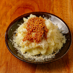醤油マスタードとチーズのポテトサラダ