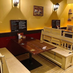 テーブル席1（6人掛）