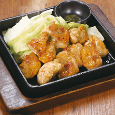 希少部位！鶏とろ（肩肉）の旨塩焼/つぶ貝のガーリックバター焼