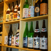 季節に合わせてお料理に合った日本酒を取り揃えております。珍しい銘柄から隠し酒も多数ご用意しておりますので、日本酒好きにはたまりません！
