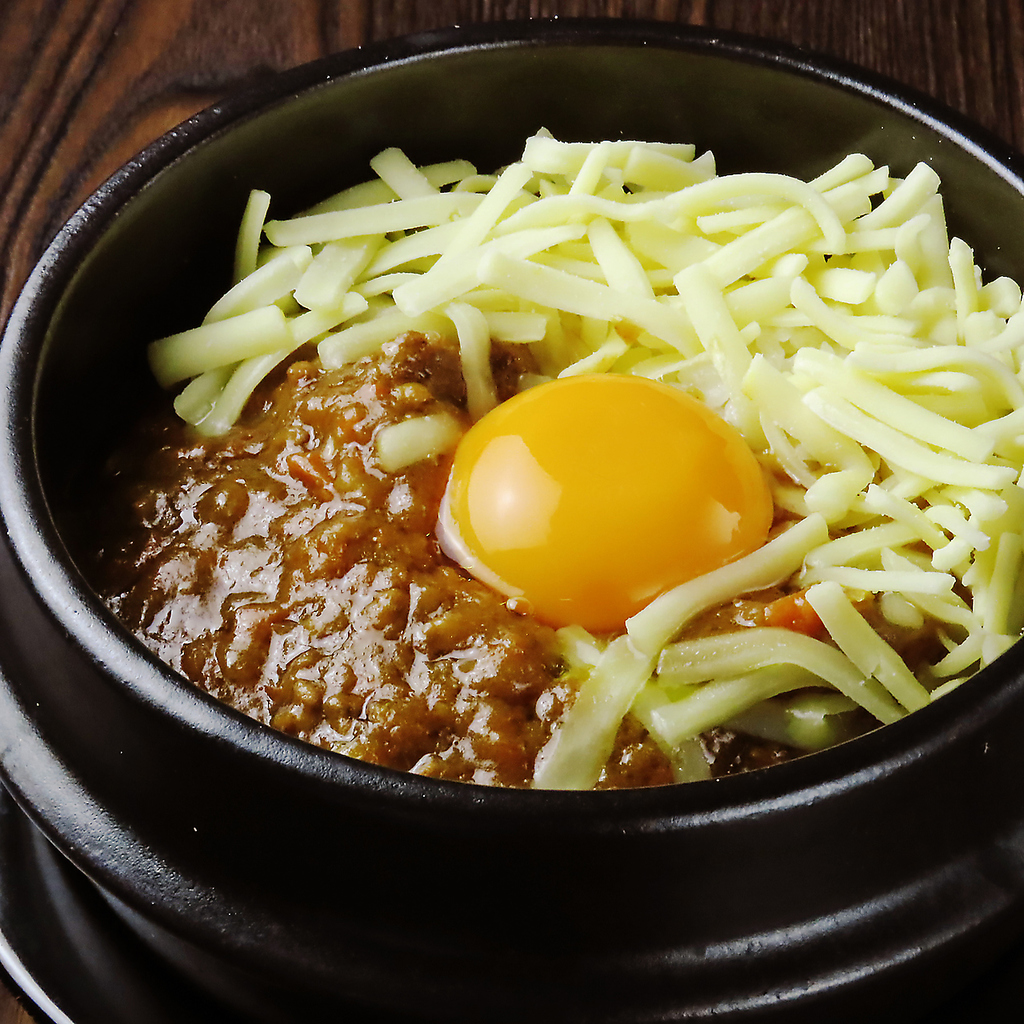 お鍋以外にも人気メニューあります◎駅チカなので是非リピート来店お待ちしております。