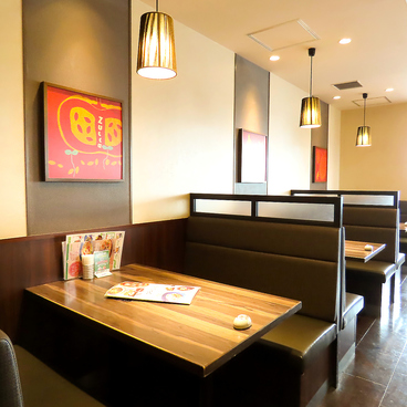 ラパウザ La Pausa 青葉台東急スクエア店の雰囲気1