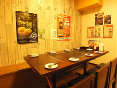 8人テーブルもございます！！