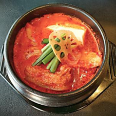 〈おすすめチゲ料理〉キムチチゲ