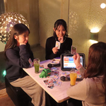 お酒もおしゃべりも存分に楽しめる♪2時間飲み放題＆カラオケ歌い放題な女子会プランは3000円(税込)