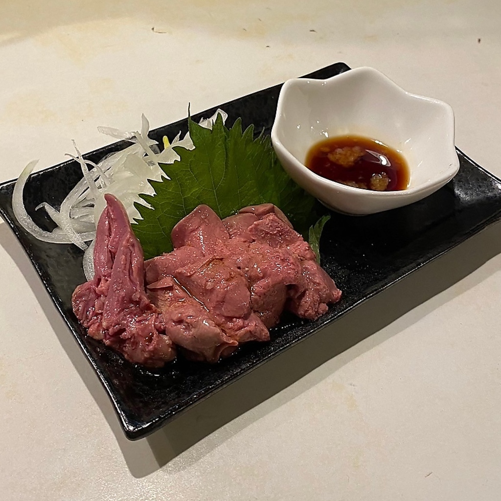 低温調理したレバー刺し