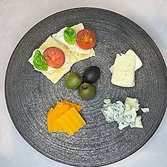チーズ盛り合わせ