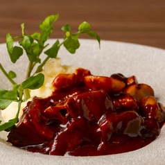特選牛とマッシュルームのフリカンド　～牛ほほ肉煮込み～