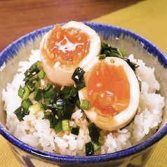 悪魔のとろ～り濃厚ニラだく半熟玉のせごはん
