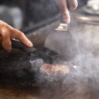 こだわり鉄板で作る料理