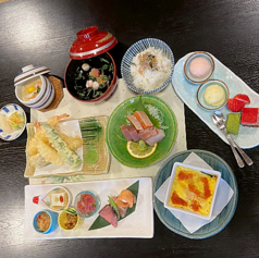 旬な食材を中心に取り揃えた会席プラン5000円(税込み)