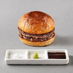 国産牛100％！つなぎなしで肉本来の旨味を凝縮