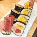 料理メニュー写真 すしぱ名物！トロたく太巻き
