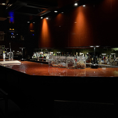 カウンター席のみ