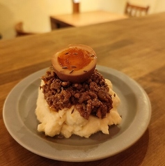 ドライカレーのポテトサラダ