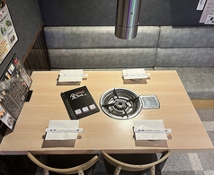 ソファー席のご用意あります♪ゆったりと座れる席配置です※御予約は24時間利用できるNET予約が便利です。