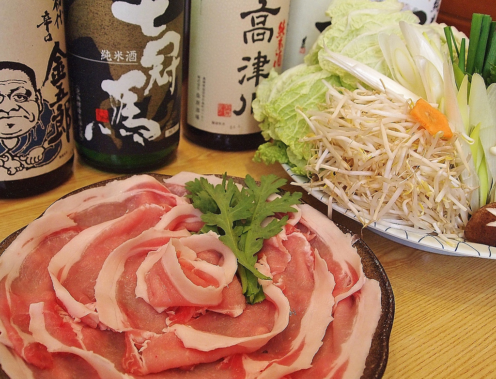 食材は島根産をはじめとする地元山陰から取り寄せた旬のもの。