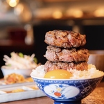 贅沢なランチもぜひ当店で。赤身100％ハンバーグをお楽しみください。