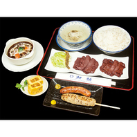 贅沢セット！「加助スペシャル定食」