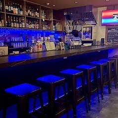 スタッフとの楽しい会話で盛り上がろう!