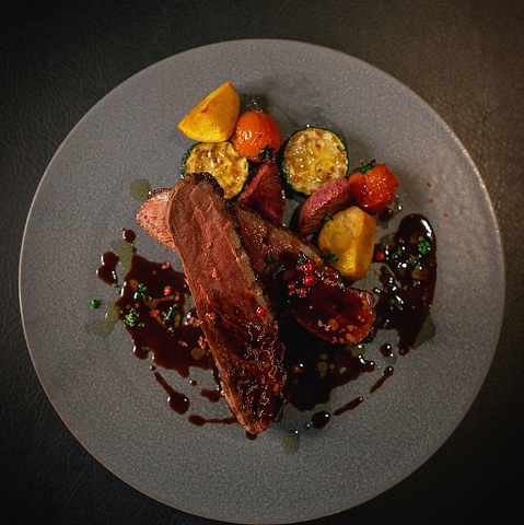 伏見駅1分！隠れ家ダイニング◎早い時間のお食事にも、遅い時間のBAR利用にもオススメ