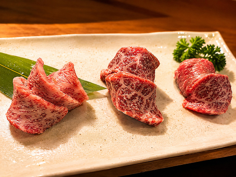 コンセプトは【肉は旨い・酒は安い】極上の和牛みかわ牛・いつでもハイボールは280円