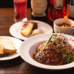 隠れ家的イタリアンバル トラットリア シェ ラパンのコース写真