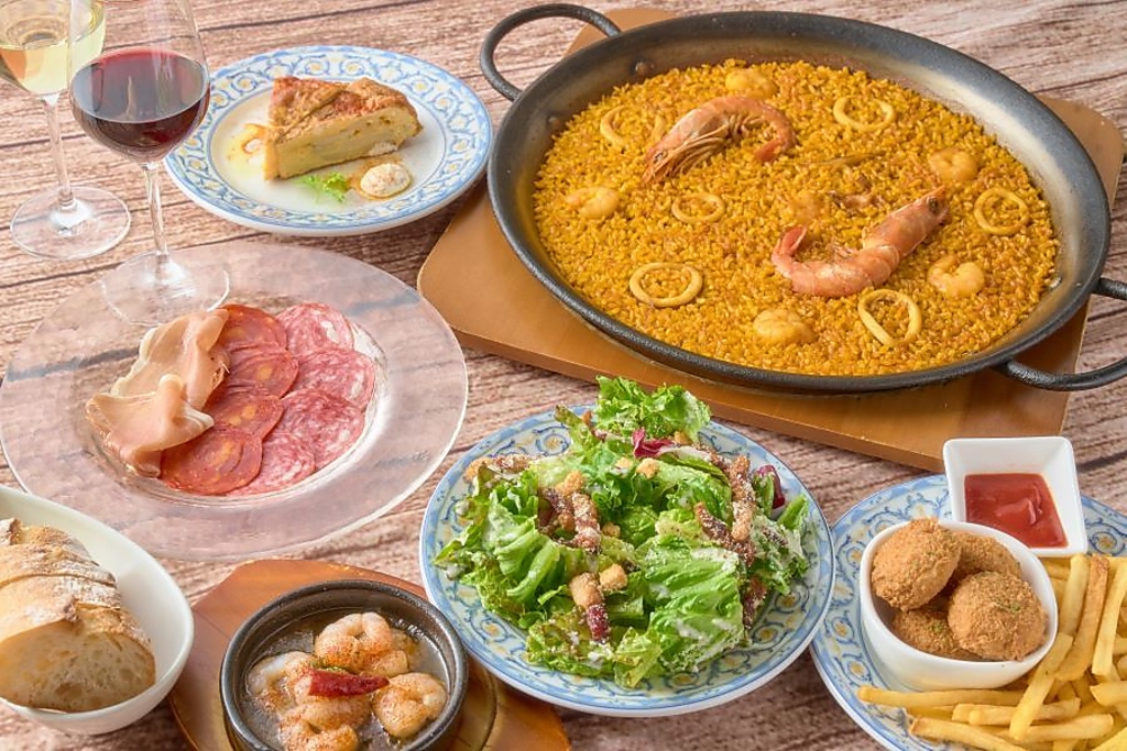 様々なコースをご用意♪昼2,980円～夜4,480円～。飲み放題の受付も可能！