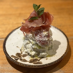 生ハムと季節の果物の白和え