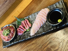 鶏の刺身三種盛り合わせ