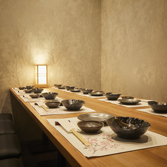 【全席テーブル個室/喫煙・禁煙のお席をお選び頂けます◎】駅からのアクセスも抜群のため、お仕事終わりのサク飲みなど日常使いにもぜひ♪