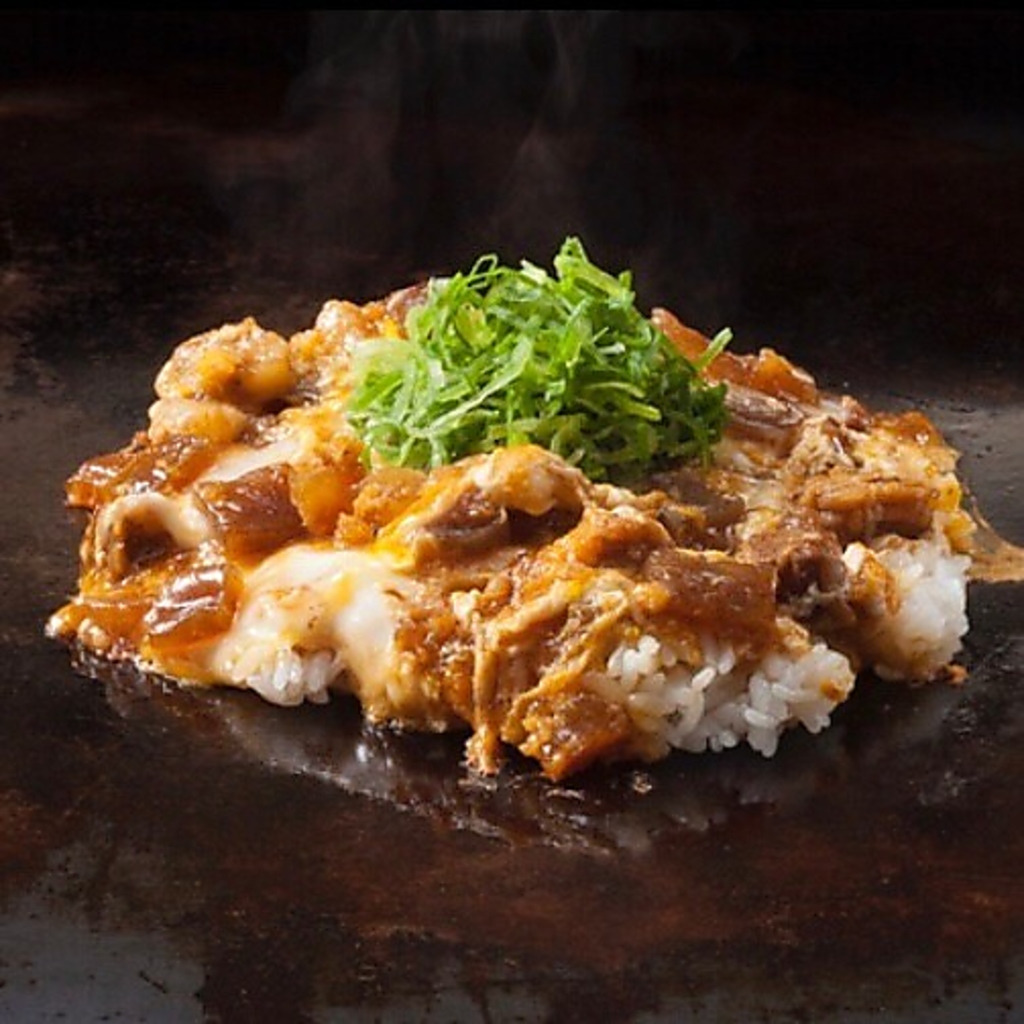 新食感の名物どろ焼やふわトロお好み焼をご家族やご友人とたっぷりお楽しみあれ♪